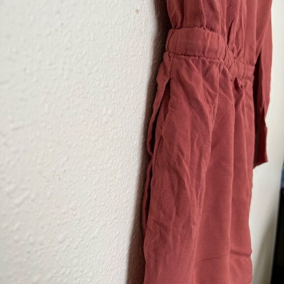 Forever 21 Long sleeve botton down Romper size S - Picture 6 of 7